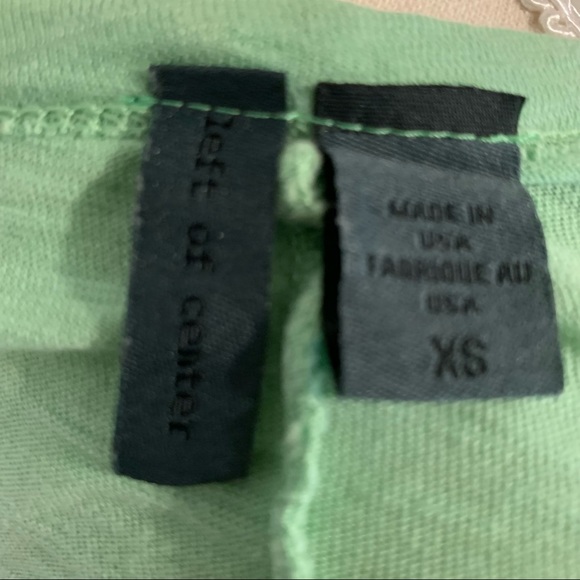 Left of center green top size XS - Picture 4 of 8